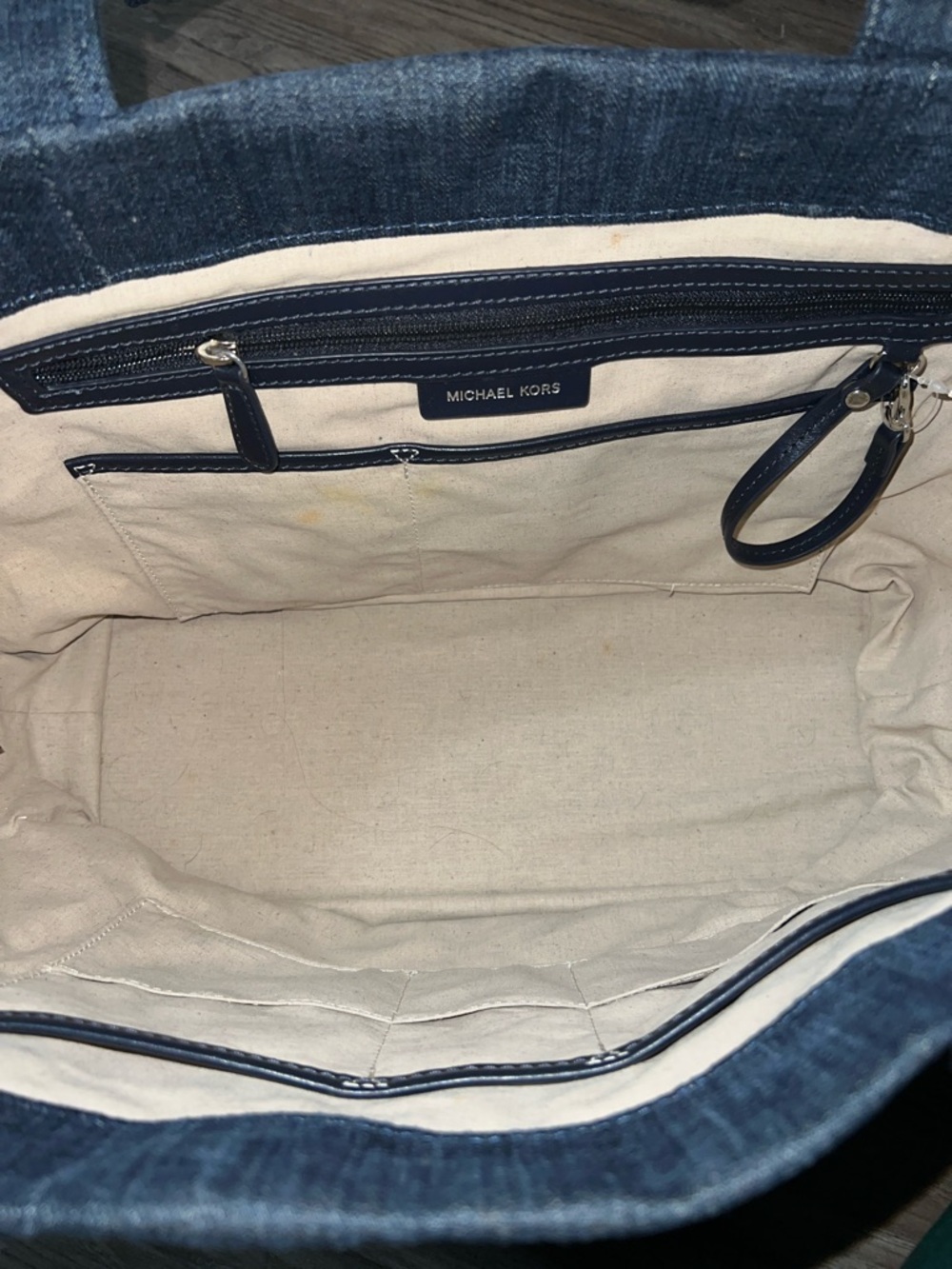 Michael Kors Dark Denim Tote with Light Blue Floral matching clutch - Picture 4 of 7
